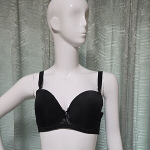 Angelina Black Lace Trim Convertable Bra 2/20$